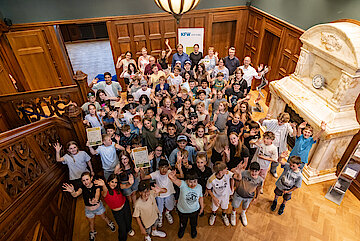 IDEAS, EXPERTISE AND POSITIONS